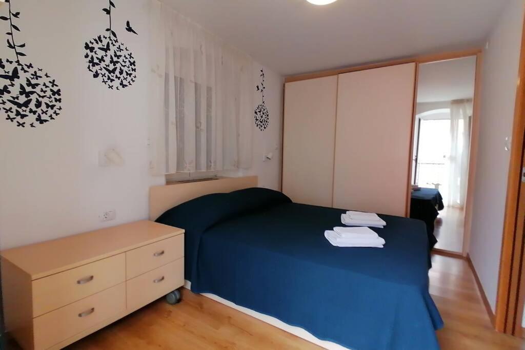 Apartment Veli Dvor Cres Eksteriør billede