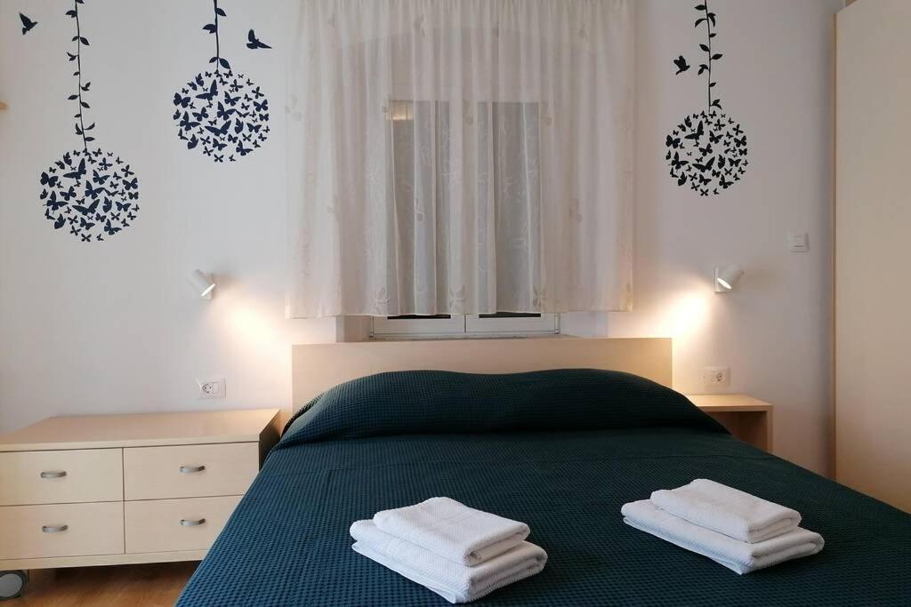 Apartment Veli Dvor Cres Eksteriør billede