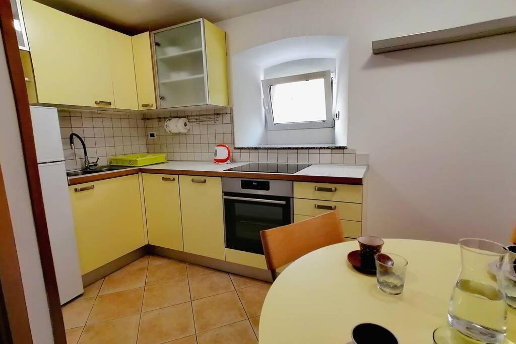 Apartment Veli Dvor Cres Eksteriør billede